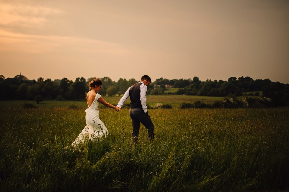 Dovecote Barn Adderbury Wedding Photography - Zarah & Luke